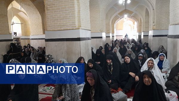 اقامه نماز جمعه در آخرین جمعه آبان ماه