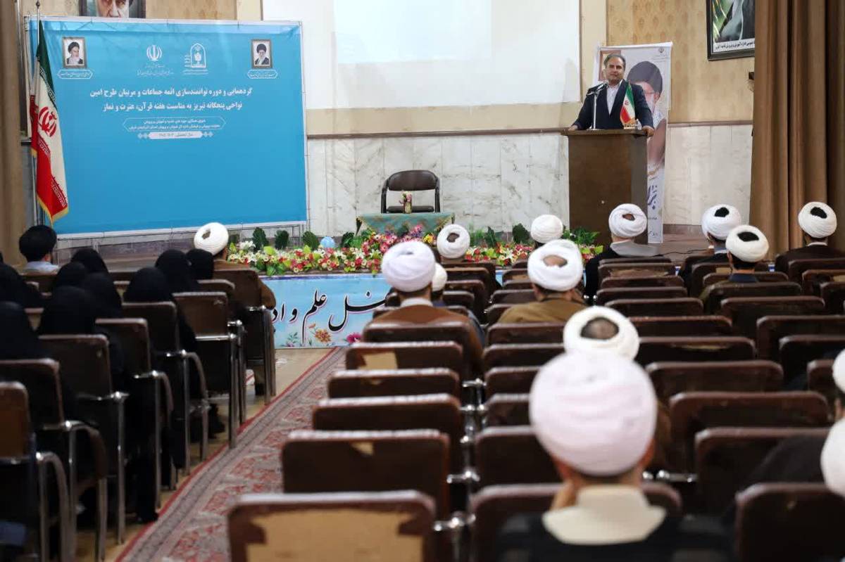 ساخت ۸۰ نمازخانه مستقل در مدارس آذربایجان شرقی