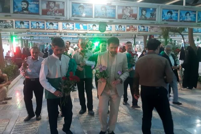 گلباران مزار شهدای سادات در قم