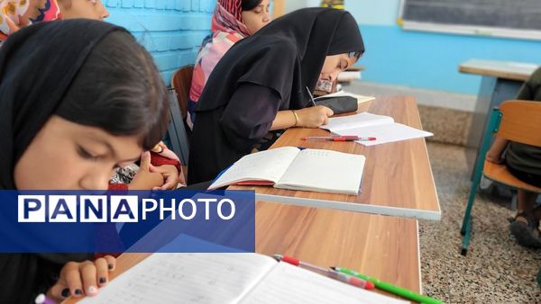 برگزاری اردوی جهادی در روستای قوچ پلنگ شهرستان کاشمر 