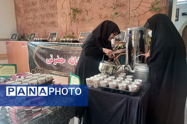 دبستان شاهد فاطمه زهرا(س) در سوگ مادر