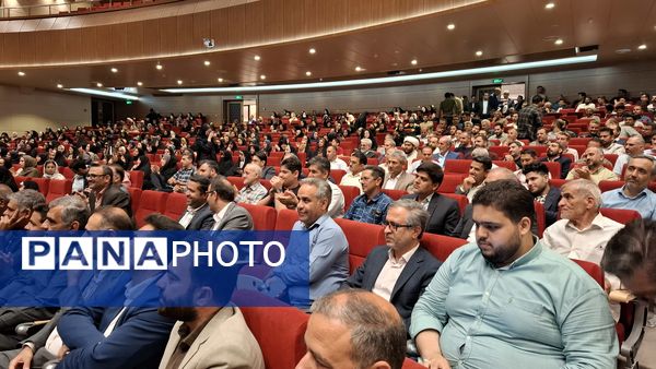تجلیل از مقام شامخ معلم در دامغان