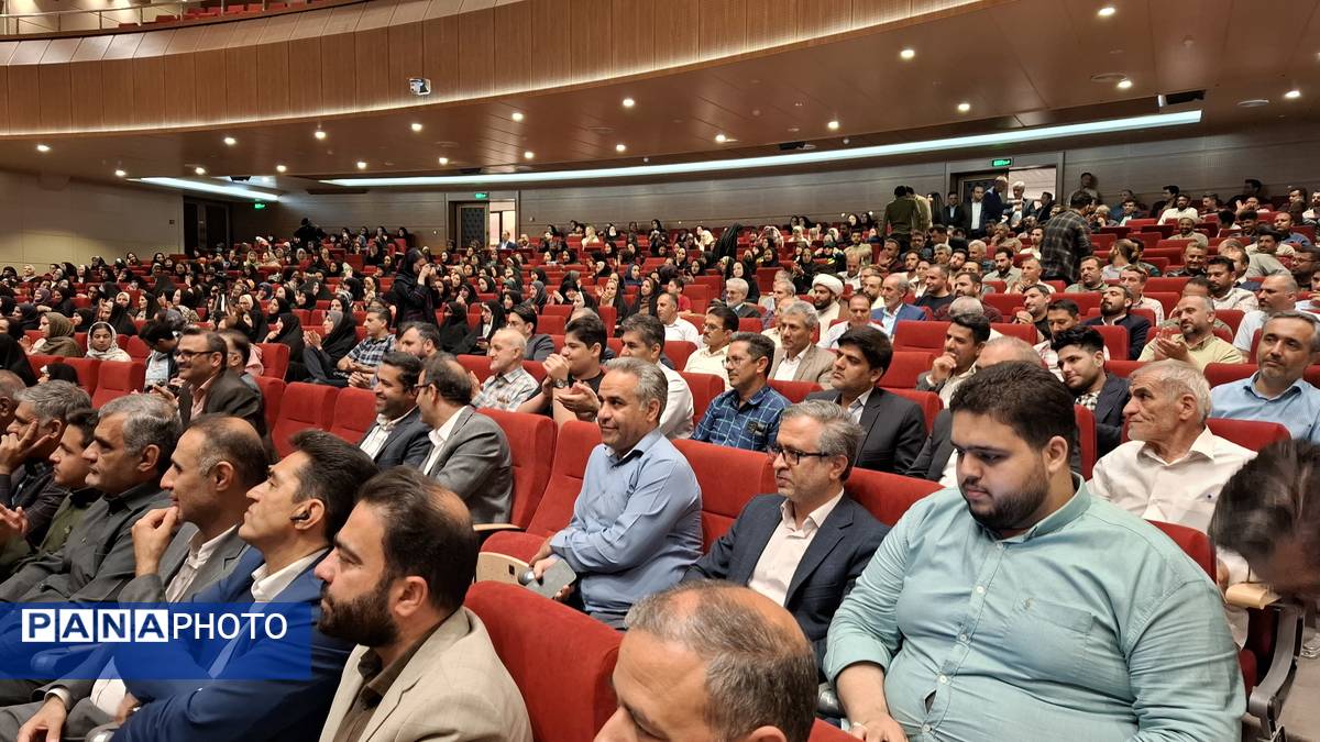 تجلیل از مقام شامخ معلم در دامغان