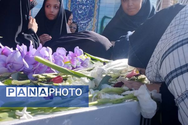 آیین استقبال از شهید گمنام در دبیرستان الزهرا 