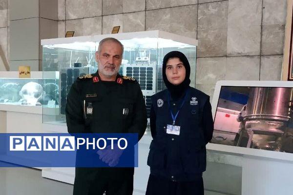 بازدید دانش‌آموزان زنجانی از سازمان هوا فضای سپاه 