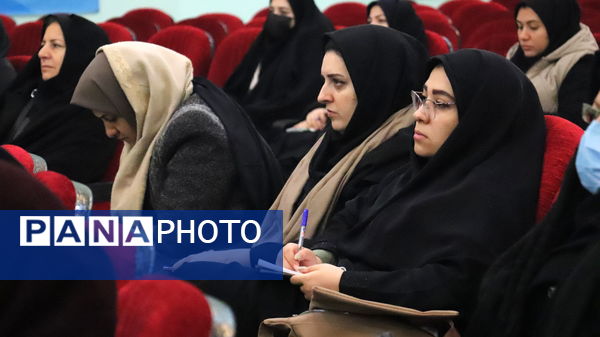 دومین روز دوره تربیت مربیان جدید الورود تشکیلات پیشتازان سازمان دانش‌آموزی