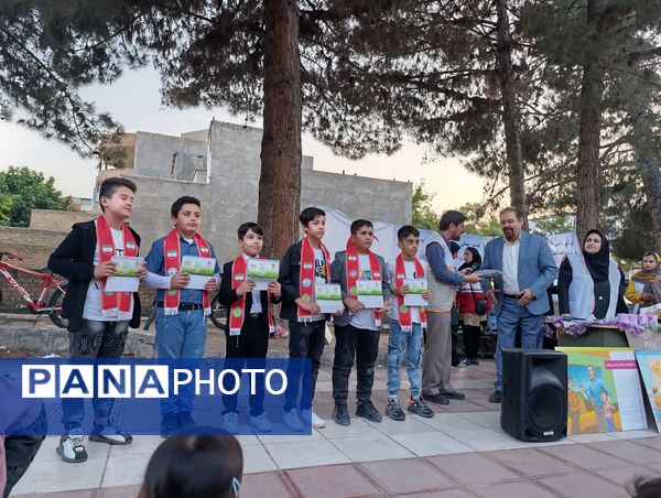 جشن عید غدیر و روزجهانی مبارزه با مواد مخدر در پارک لاله آشخانه 