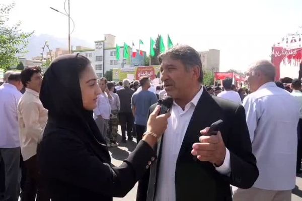 تشییع حماسی شهدا از میدان ۲۲ بهمن تا مصلای الغدیر خرم‌آباد