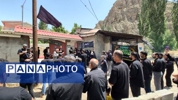 میزبانی خانواده شهید سلیمان سلیمانی از هیات فاطمیون بلده