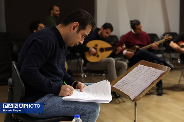 تمرین ارکستر سازهای ایرانی با عنوان «راهی بزن»