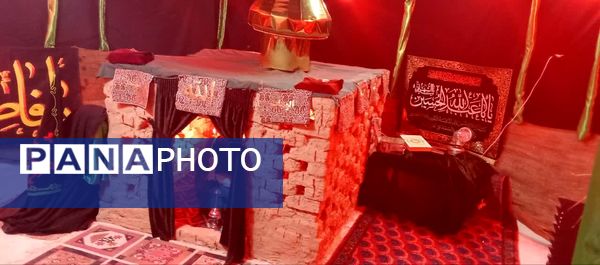 برپایی نمایشگاه در مسیر بهشت در فدافن