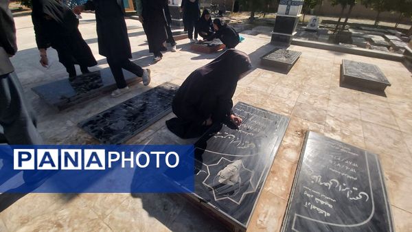  گرامیداشت هفته دفاع مقدس و تجدید عهد با شهدا