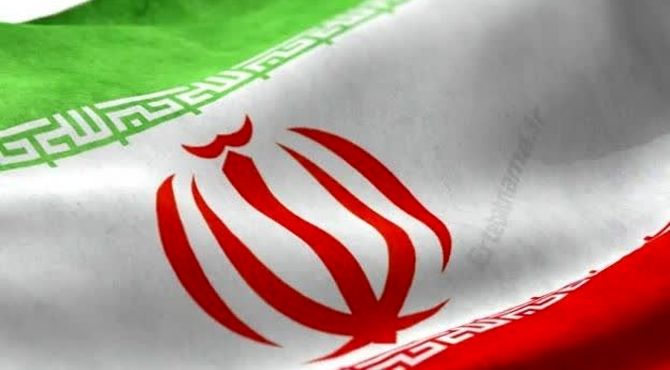 طنین حماسی «ندانی که ایران نشست من است» 