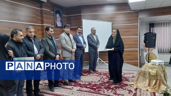 آیین گرامیداشت هفته پژوهش در شهرستان قائمشهر 