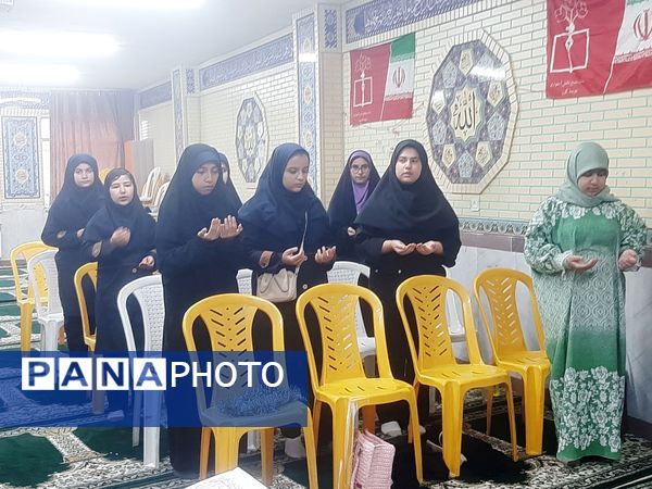 جشن میلاد بانوی صبر و شجاعت در دبیرستان شهید بهشتی