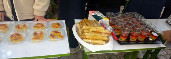 روز جهانی غذای سالم در دبیرستان صالحین 