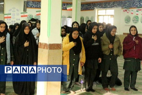 مدرسه حضرت معصومه میزبان نشست تخصصی هدایت تحصیلی دانش‌آموزان پایه نهم