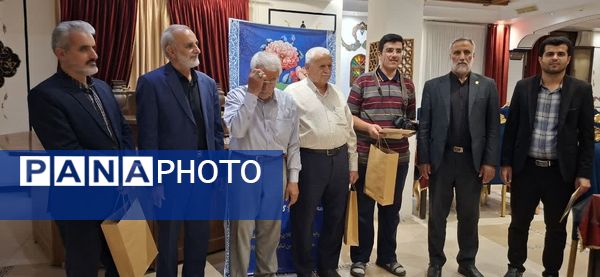 نشست خبری رئیس هیات امنا و مدیر روابط عمومی آستان حضرت سلطانعلی(ع) و اصحاب رسانه