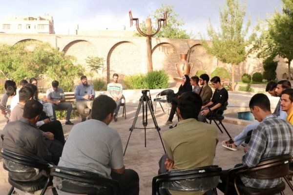 نوجوانان کرمانی با الهام از راه شهید رئیسی پای کار آمدند