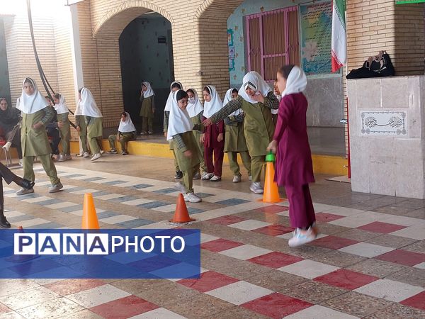 برگزاری مسابقه بینمدرسهای طنابزنی ویژه دختران در حاجیآباد