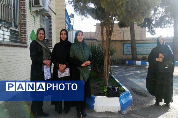 مراسم ولادت حضرت فاطمه زهرا (س) و روز مادر در دبیرستان شهید مجید دهنوی