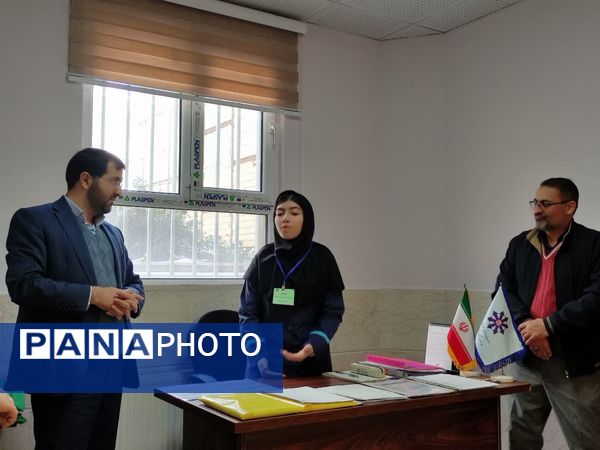 اداره یک روز مدرسه(طرح ایما) توسط دانش‌آموزان دبیرستان فرزانگان استعداد درخشان ملارد