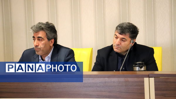 نشست هم‌اندیشی شورای هماهنگی مدارس و مراکز غیردولتی استان آذربایجان شرقی