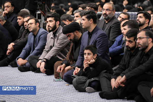 مراسم عزاداری شب شهادت حضرت فاطمةالزهرا سلام‌الله‌علیها در حسینیه امام خمینی(ره)