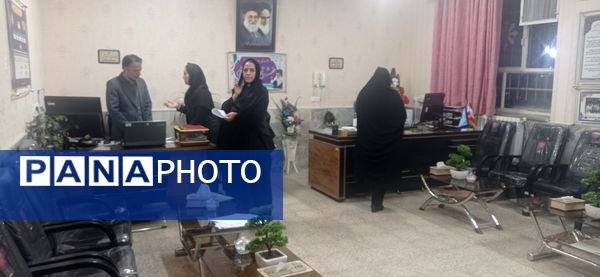 جلسه دیدار چهره به چهره والدین با دبیران در کاشمر