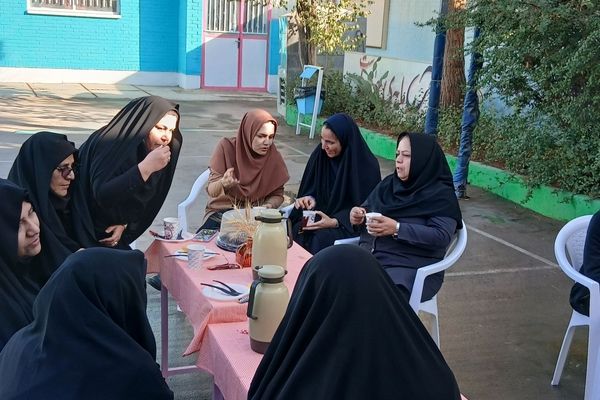 کافی شاپی به وسعت آرزوهای فاطمیه