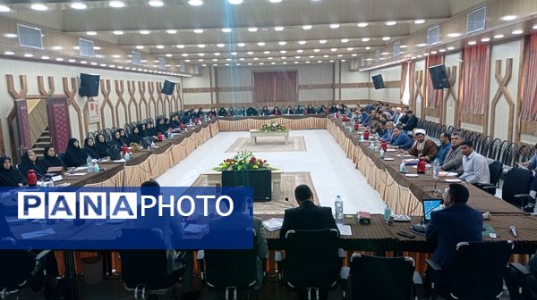 هم‌اندیشی مربیان و معاونین پرورشی در خلیل آباد