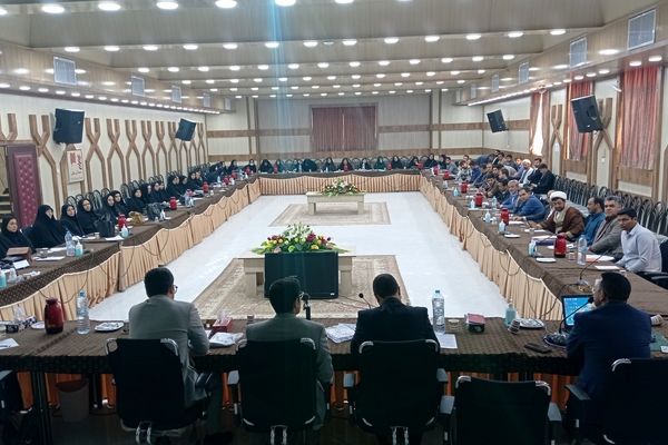 هم‌اندیشی مربیان و معاونین پرورشی در خلیل آباد