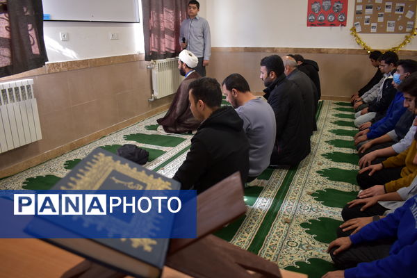 برنامه هماهنگ استانی «محفل معنوی قرآن و نماز جماعت» در نوخندان