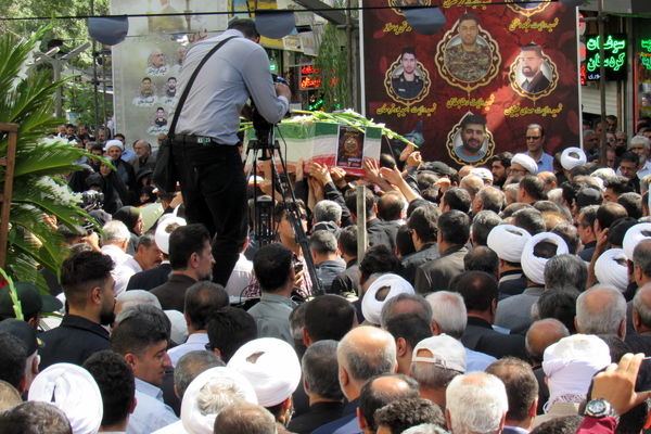 خروش بی‌نظیر سنندج در بدرقه شهید آسمانی رضا بسطامی