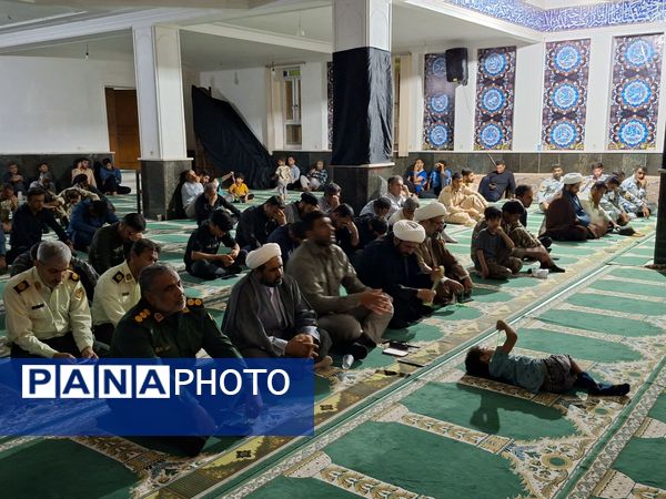 مراسم ارتحال حضرت امام خمینی (ره) در جزیره بوموسی 