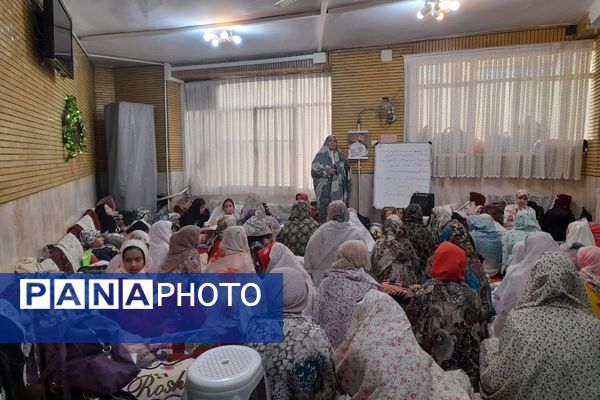 اعتکاف دانش‌آموزان منطقه ۱۶؛ دارالشهدای شهر تهران 