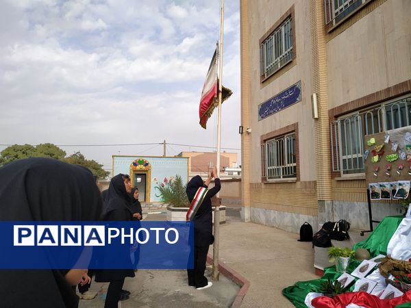 جشن آغاز سال تحصیلی جدید در دبیرستان نمونه ایمان 
