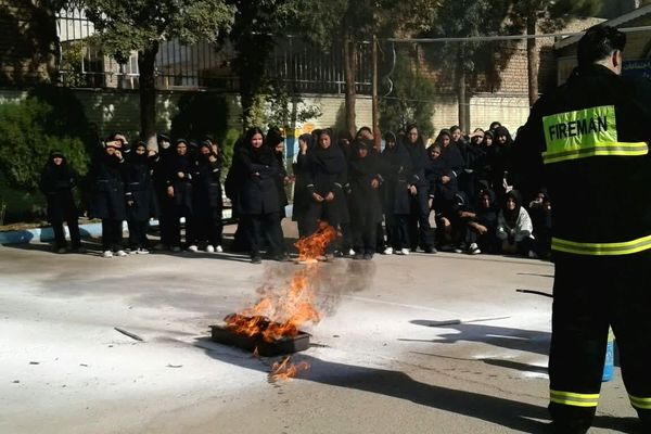 آیین گرامی داشت روزآتش‌نشان در نیشابور