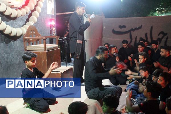 مراسم عزاداری شب چهارم محرم در هیات مکتب‌‌‌الزهرا حاجی‌آباد 
