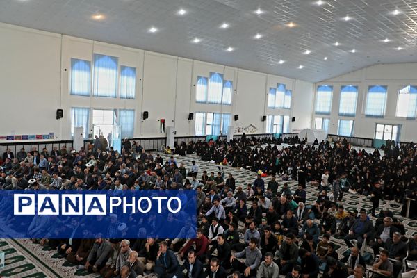 استقبال باشکوه مردم لنده از شهدای گمنام