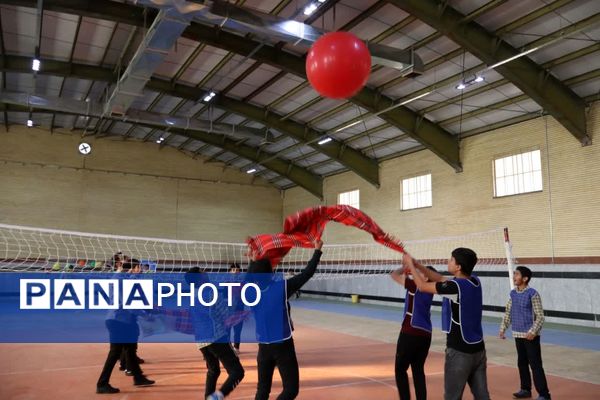 اولین روز از اردوی تمشک در خرم آباد ؛ جشن مهارت و نشاط 