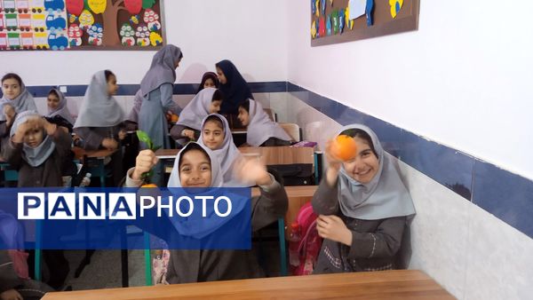 یلدای مهربانی با طعم پرتقال در دبستان شهید نجفی فدافن