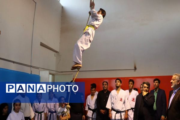 آیین افتتاح کلاس ورزش مدرسه ۲۲ بهمن روستای مندکان شهرستان پاکدشت  