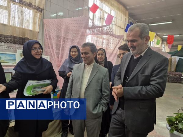 هفته ماها، فرصتی برای درخشش استعدادهای هنری دانش‌آموزان دبیرستان شهید همت