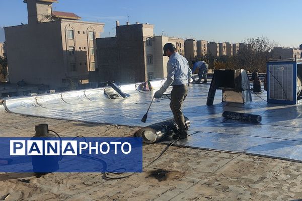 دبیرستان مهدیه و طلیعه فاز ۲ اندیشه، برای بارش برف زمستانی آماده شد