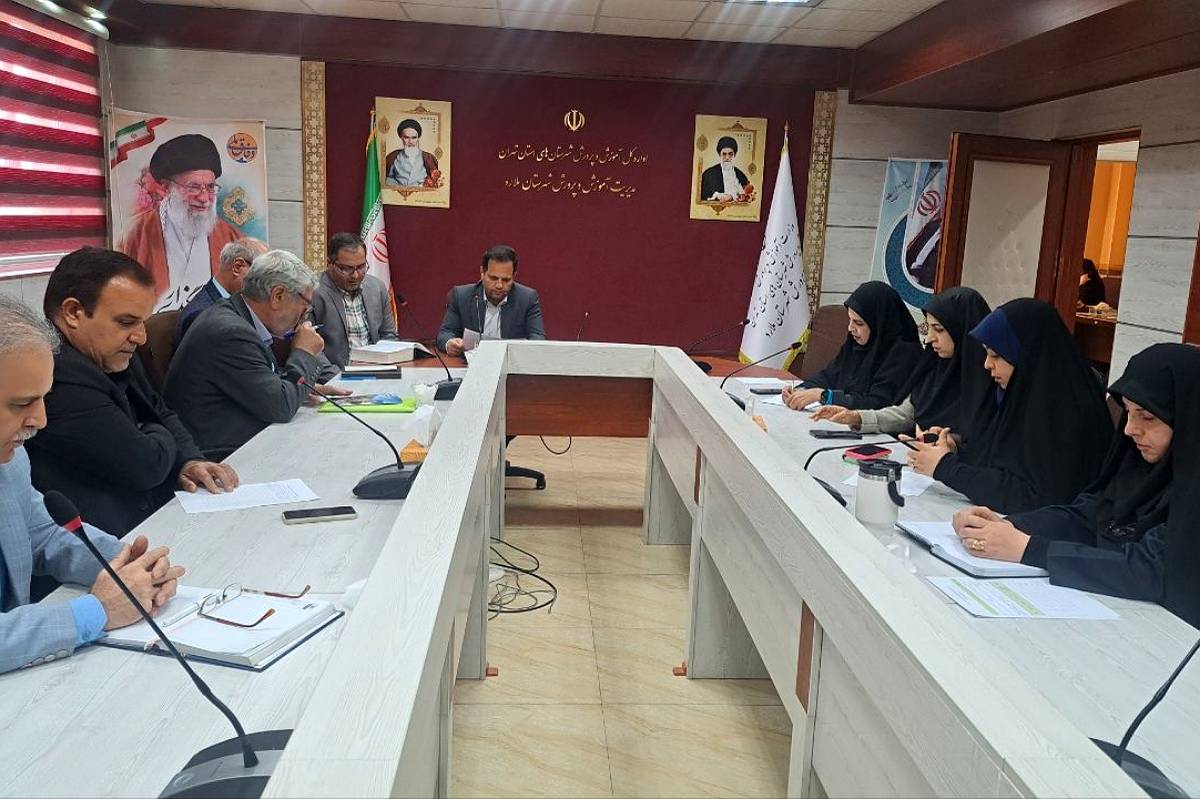 ضرورت برقراری ارتباط مربیان و والدین با نسل مدرن از طریق ابزارهای نوین