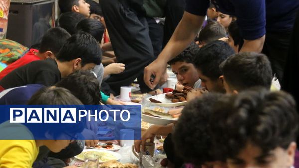 اعتکاف دانش‌آموزی در قائمشهر