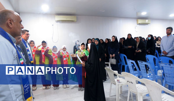 دوره توانمندسازی مربیان پیشتاز ویژه مدارس تمام تشکیلاتی در بندرخمیر