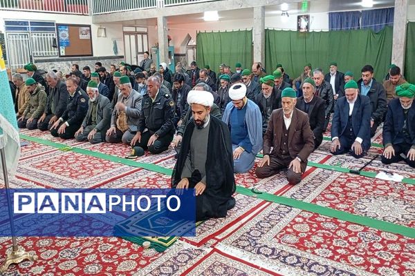 اقامه نماز جمعه در شهر بار نیشابور