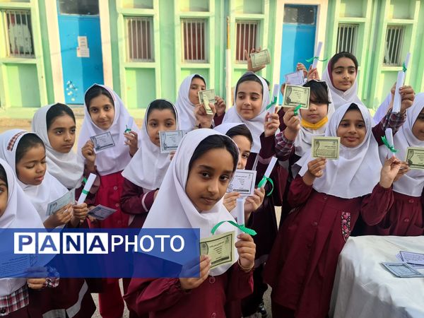 آیین افتتاحیه هفته «سفیران سلامت» در مدرسه شهید ابراهیم تنیده 